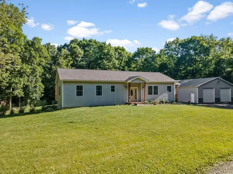 83 Cotter Road Highland NY 12528