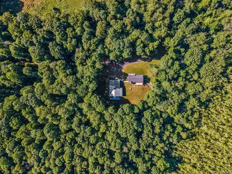 83 Cotter Road Highland NY 12528