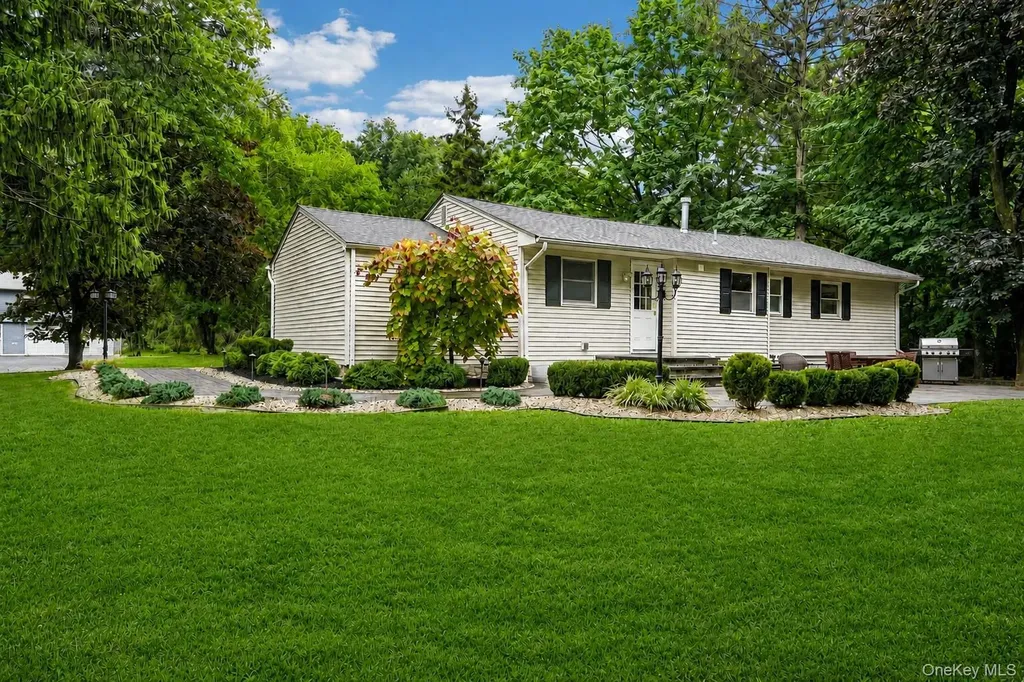 13 Beech Street Nanuet NY 10954