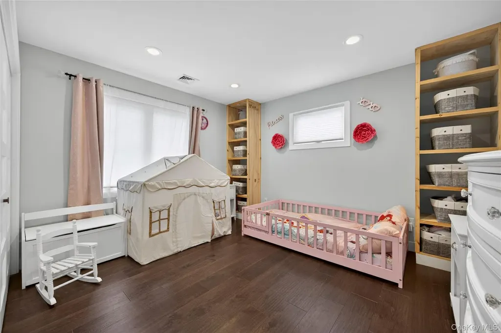 276 Rintin Street Franklin Square NY 11010