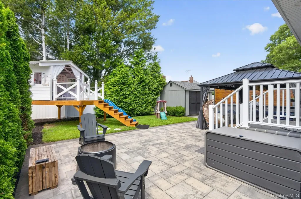 276 Rintin Street Franklin Square NY 11010