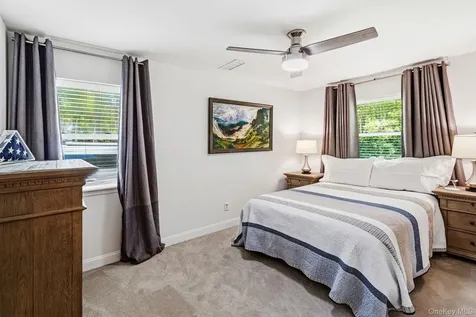 20 Charter Court Manorville NY 11949