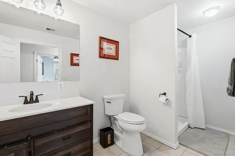 20 Charter Court Manorville NY 11949