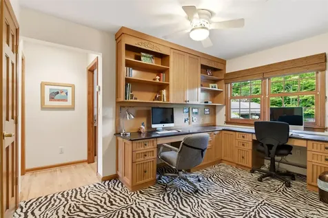 17 Holden Lane Bayville NY 11709