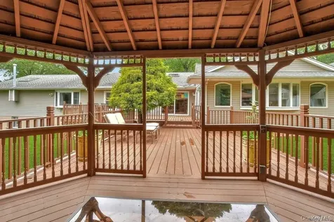 6 Winfield Drive Sound Beach NY 11789