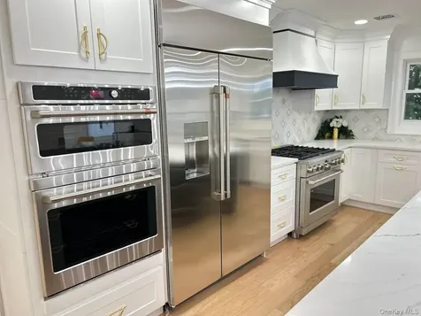 2450 Florin Court Bellmore NY 11710