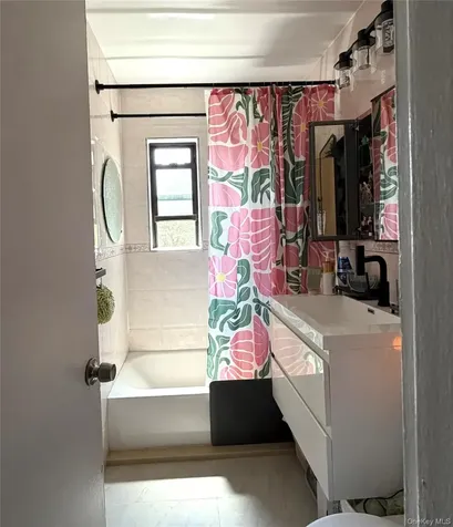 73-96 Springfield Boulevard Oakland Gardens NY 11364