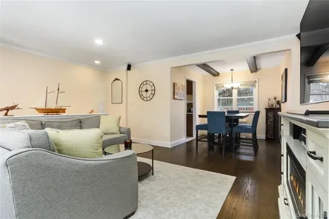 73 Broadway Pleasantville NY 10570