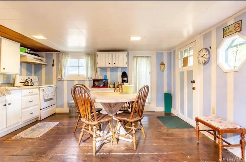 65 Hedges Road East Patchogue NY 11772