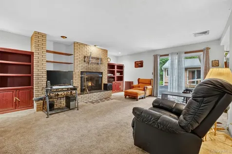 29 Brandy Lane Wappingers Falls NY 12590