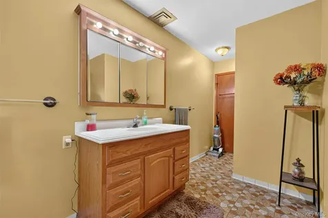 29 Brandy Lane Wappingers Falls NY 12590