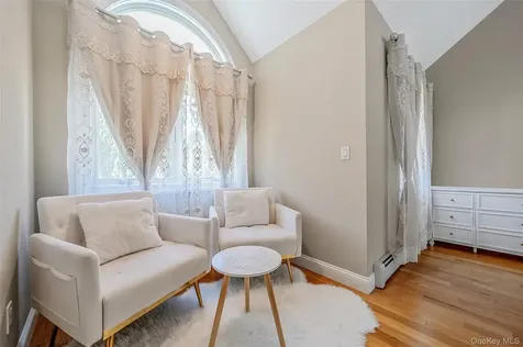 2 Jodi Drive Manorville NY 11949