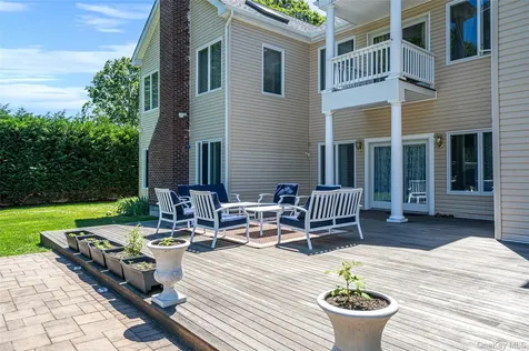 2 Jodi Drive Manorville NY 11949