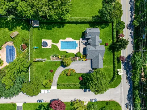 2 Jodi Drive Manorville NY 11949