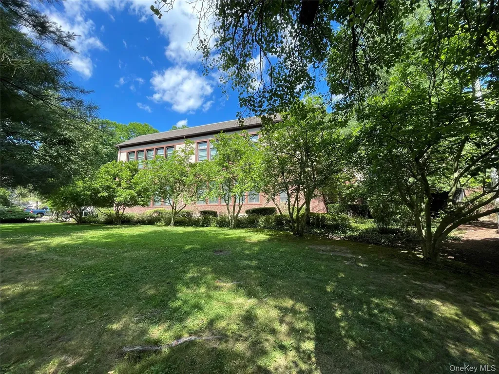 55 W Hartsdale Avenue Hartsdale NY 10530