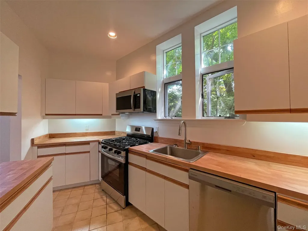 55 W Hartsdale Avenue Hartsdale NY 10530