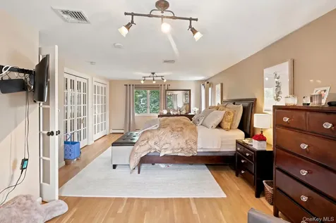 244 Grand Boulevard Massapequa Park NY 11762