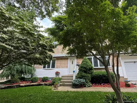 244 Grand Boulevard Massapequa Park NY 11762