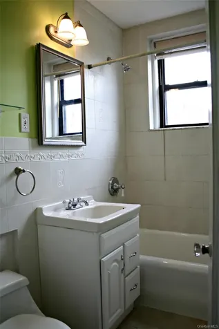 11 Greenridge Avenue White Plains NY 10605