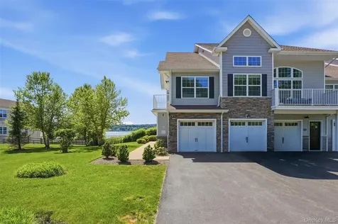 614 Sacandaga Loop Wappingers Falls NY 12590