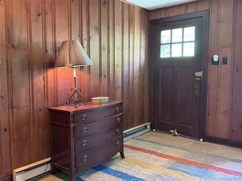 30 Starling Road Craryville NY 12521