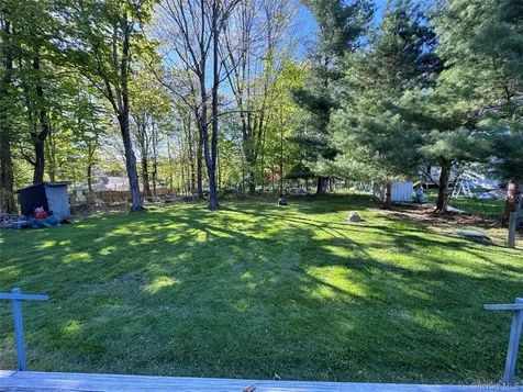 30 Starling Road Craryville NY 12521