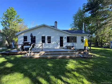30 Starling Road Craryville NY 12521