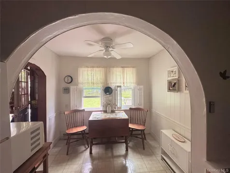 30 Starling Road Craryville NY 12521