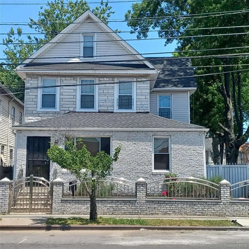 14527 Guy R Brewer Boulevard Springfield Gardens NY 11434