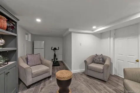 14527 Guy R Brewer Boulevard Springfield Gardens NY 11434