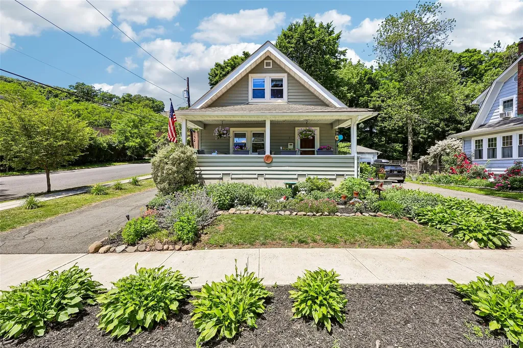 16 Spring Street Nyack NY 10960