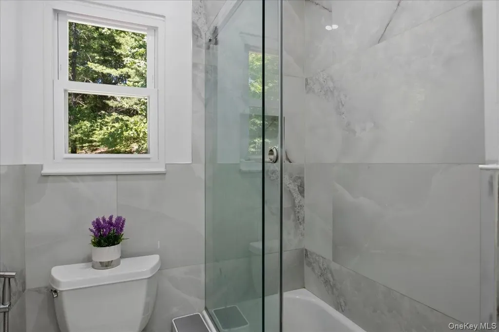 4 Medford Place Nanuet NY 10954
