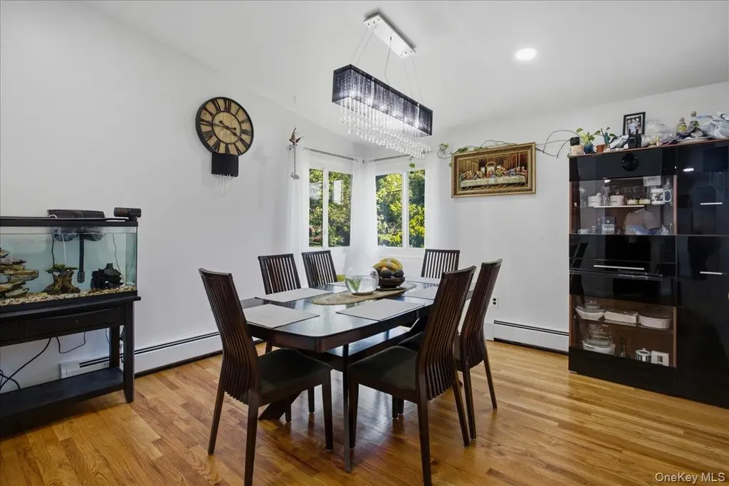 4 Medford Place Nanuet NY 10954