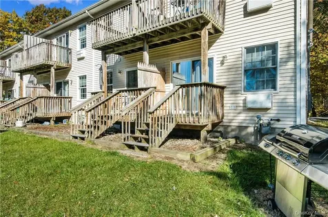 22 Lake Lodge Drive Pleasant Valley NY 12569