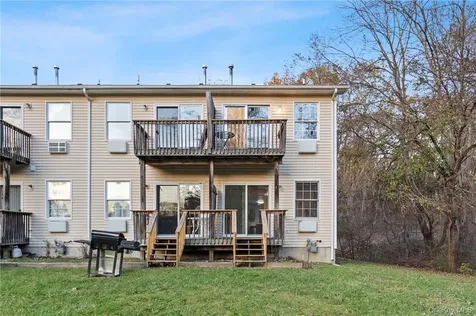 22 Lake Lodge Drive Pleasant Valley NY 12569