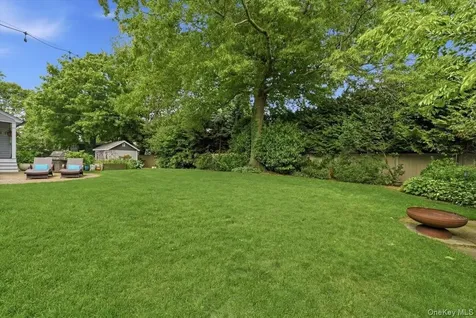 39 Little East Neck Road S Babylon NY 11702