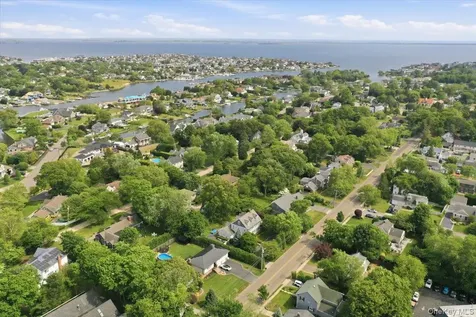 39 Little East Neck Road S Babylon NY 11702
