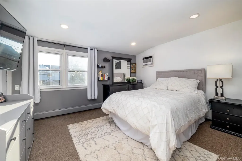 2545 Sycamore Avenue Wantagh NY 11793