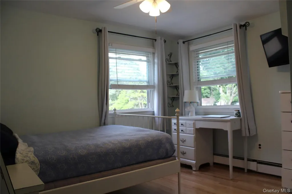 6 Howe Street Huntington Station NY 11746