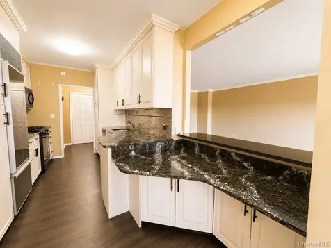 27110 Grand Central Parkway Floral Park NY 11005