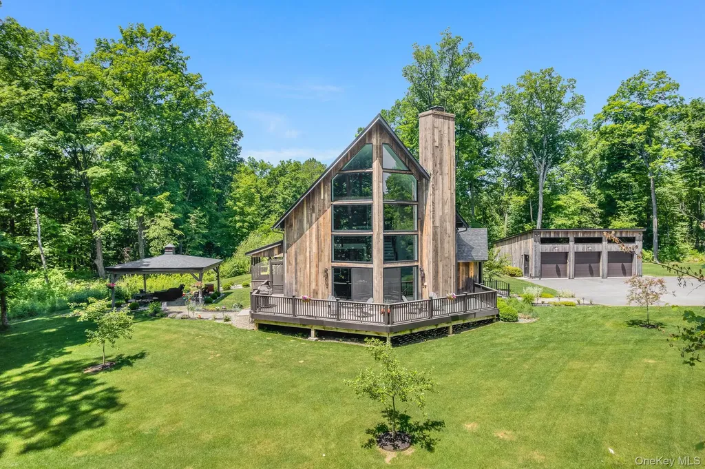 62 Flower Road Hopewell Junction NY 12533