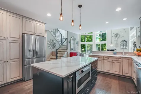 62 Flower Road Hopewell Junction NY 12533