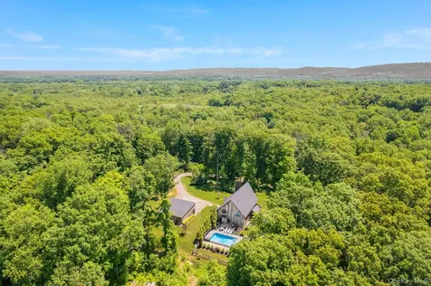 62 Flower Road Hopewell Junction NY 12533