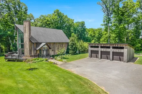 62 Flower Road Hopewell Junction NY 12533