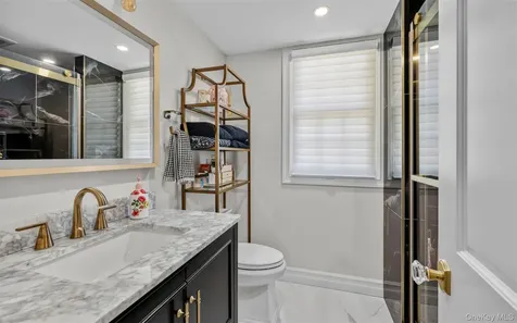 10 Magoun Road West Islip NY 11795