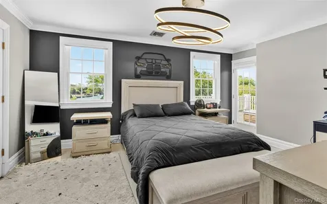 10 Magoun Road West Islip NY 11795