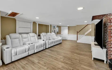 10 Magoun Road West Islip NY 11795