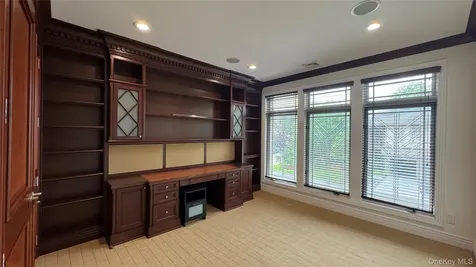 20 Kettlepond Road Jericho NY 11753