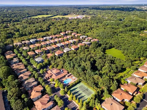 20 Kettlepond Road Jericho NY 11753