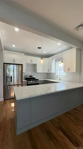 24934 147th Avenue Rosedale NY 11422
